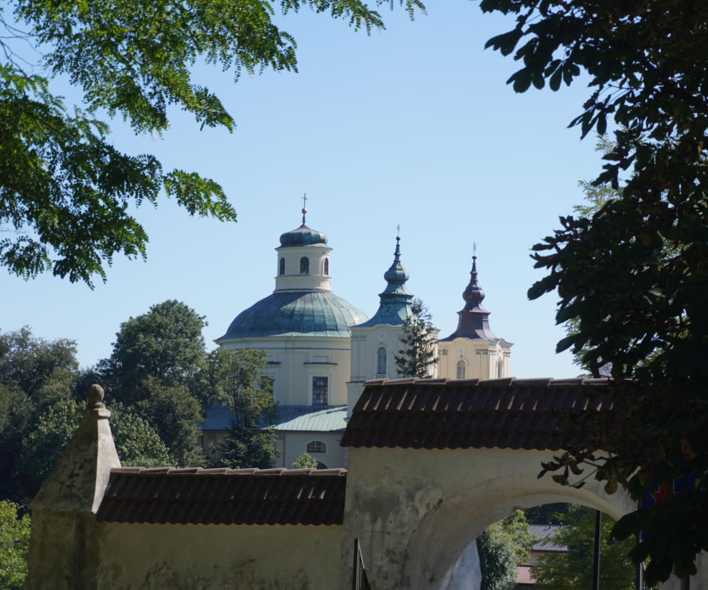 Klimontów. To miasto w woj. świętokrzyskim olśniewa średniowiecznym centrum