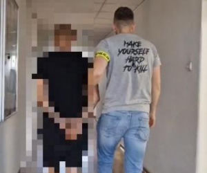 Groził znajomemu pałką teleskopową. 42-latek z Gostynia usłyszał dwa zarzuty