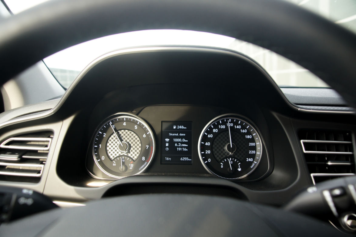 Hyundai Elantra Style 1.6 MPi 126 KM 6MT