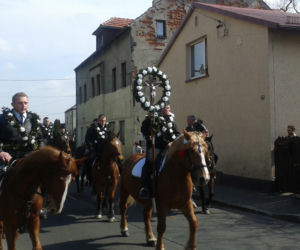 Procesja konna w Gliwicach-Ostropie