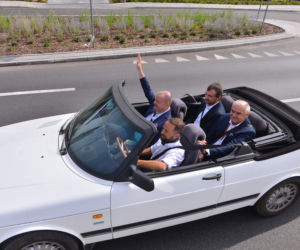 Rajd prezydenckim kabrioletem po nowej drodze