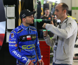 Robert Kubica i Marcin Gortat dopingują Bartosza Zmarzlika