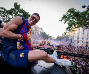 Robert Lewandowski i Wojciech Szczęsny na fecie Barcelony