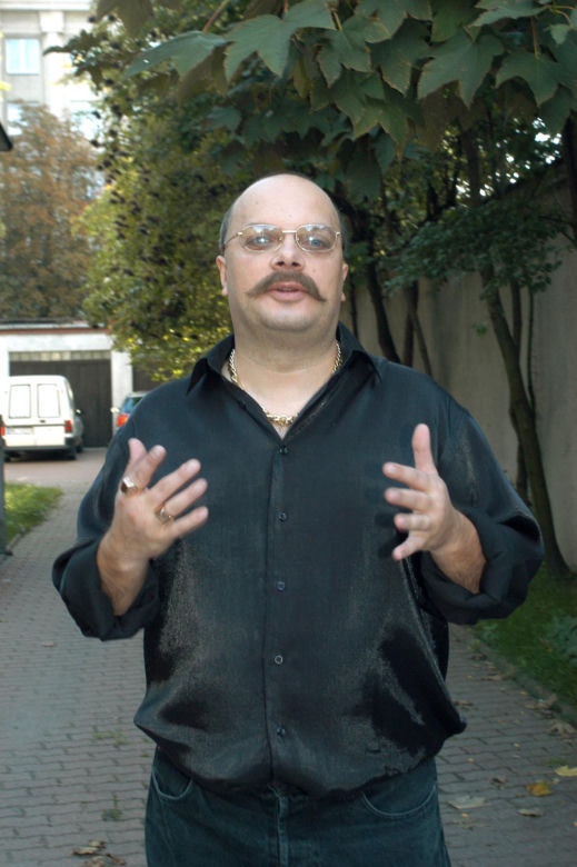 Krzysztof Skiba i jego wizerunek na przestrzeni lat. Tak zmieniał się lider Big Cyca