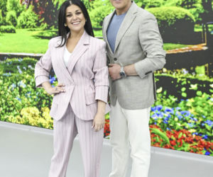 Garnitur Kasi Cichopek idealnie sprawdzi się na Komunię. Ten kolor idealnie wpisuje się w wiosenne trendy