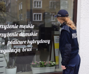 Policja kontroluje przestrzeganie obostrzeń w Krakowie