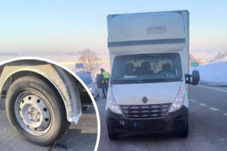 O włos od tragedii na Pomorzu! Dostawczak staczał się po ruchliwej jezdni. W środku nie było kierowcy