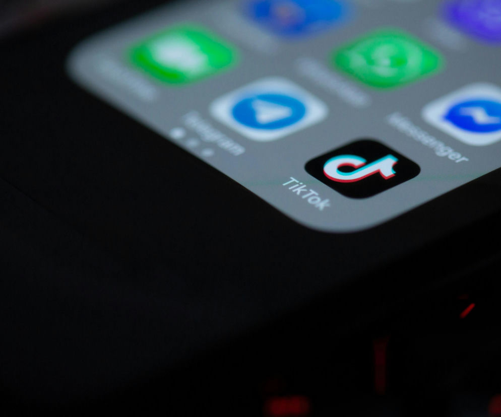 TikTok pod lupą. Czy cenzuruje krytykę Trumpa?