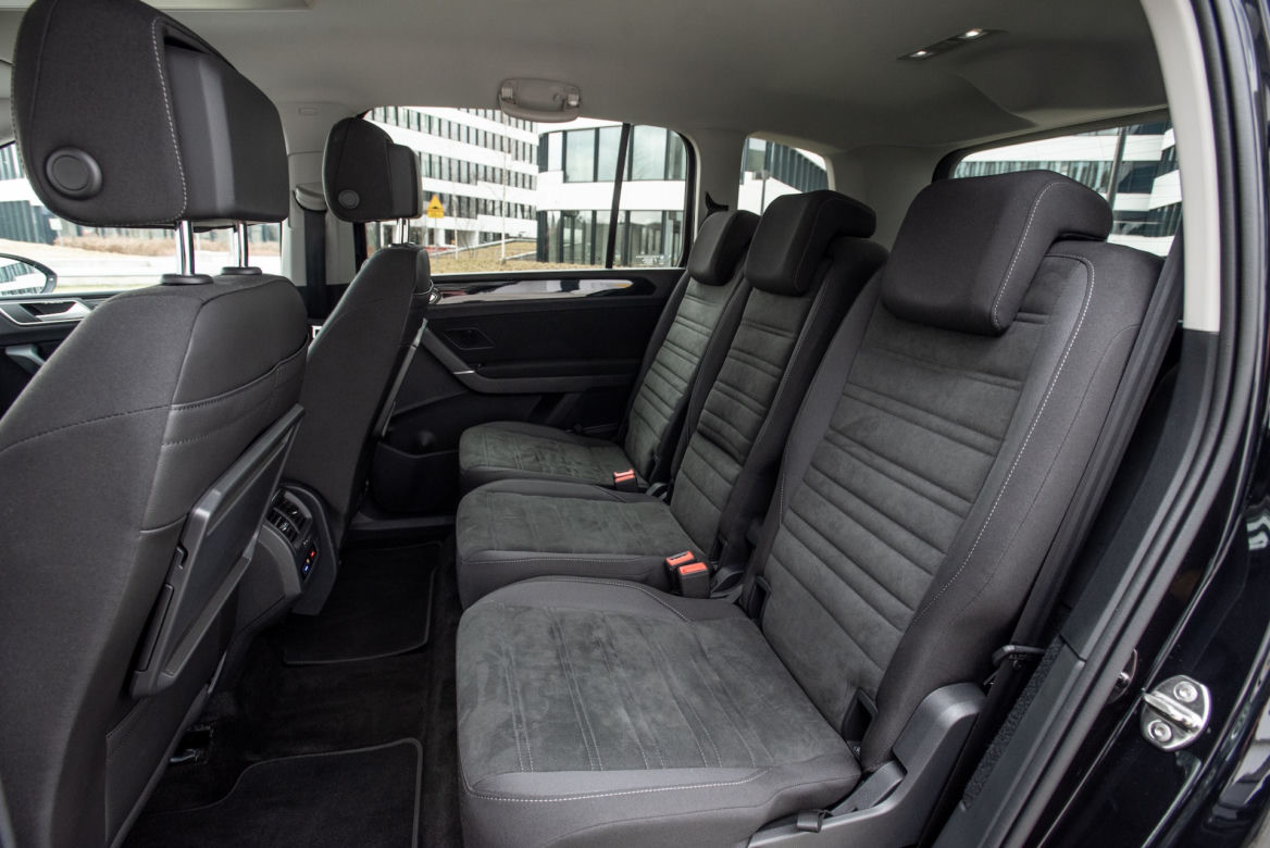 Volkswagen Touran Highline 2.0 TDI SCR 150 KM DSG