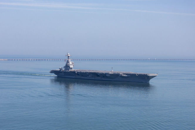 Gigantyczny koszt i polityczna presja. Marynarka Wojenna USA dokonuje przeglądu lotniskowców typu Ford