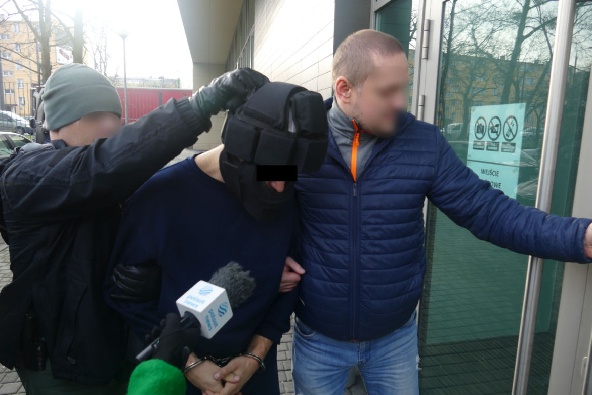 Prestiżowy apartamentowiec spłynął krwią. Katem młodej pary był ich kolega