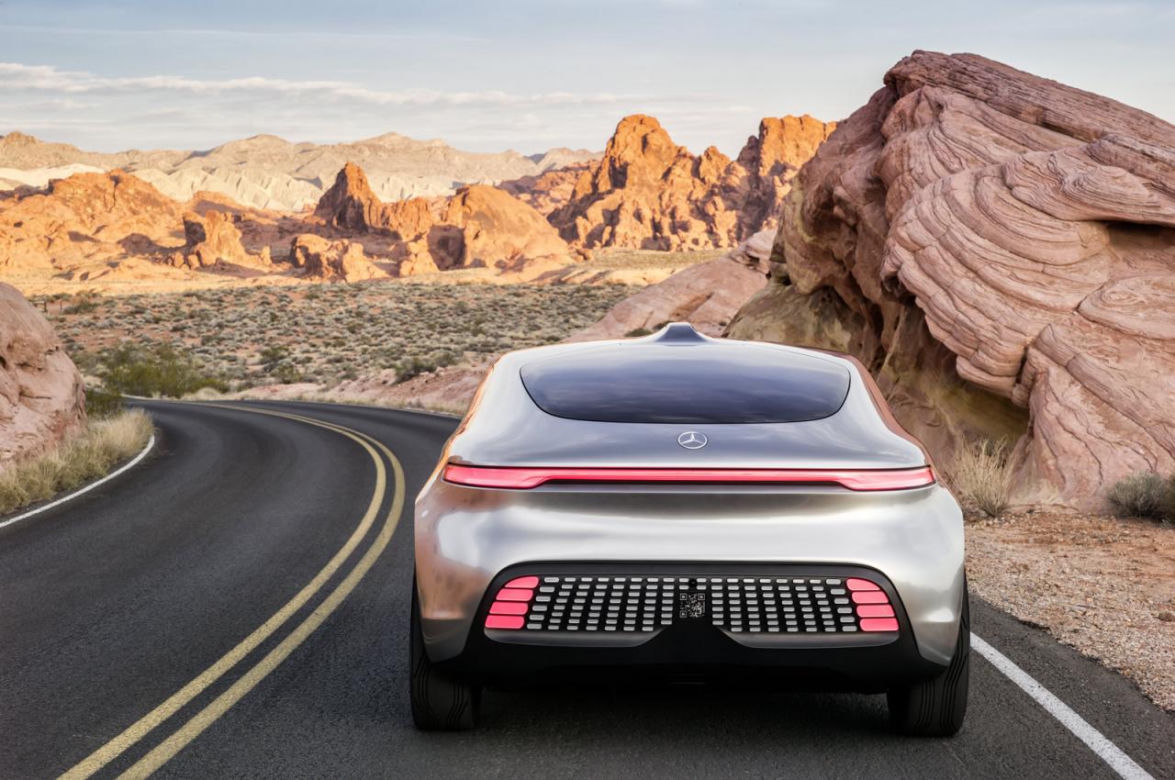 Autonomiczny Mercedes-Benz F 015 Luxury