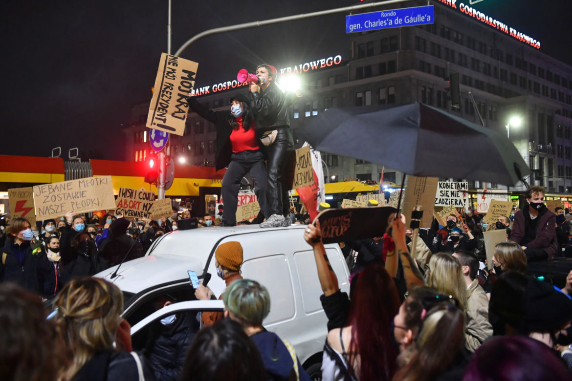 Ogólnopolski Strajk Kobiet: Protesty w całej Warszawie