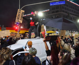 Ogólnopolski Strajk Kobiet: Protesty w całej Warszawie