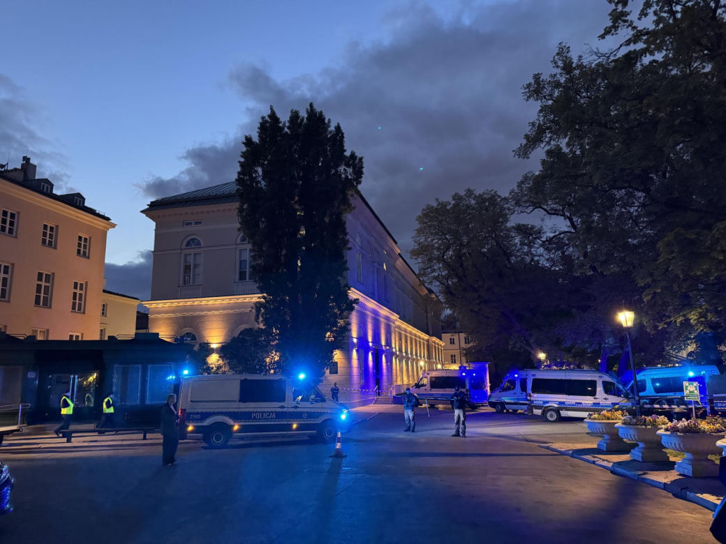 22-latek zatrzymany po ataku siekierą na Uniwersytecie Warszawskim