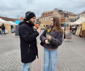 ESKA Lublin rozdawała żonkile na wiosnę