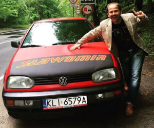 Sławomir Zapała szczyci się, że ma volkswagena golfa III