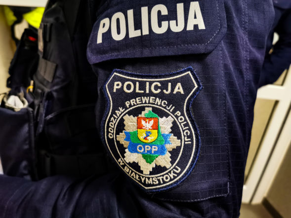 Zaatakował ratownika i policjanta. Szokująca interwencja w centrum miasta