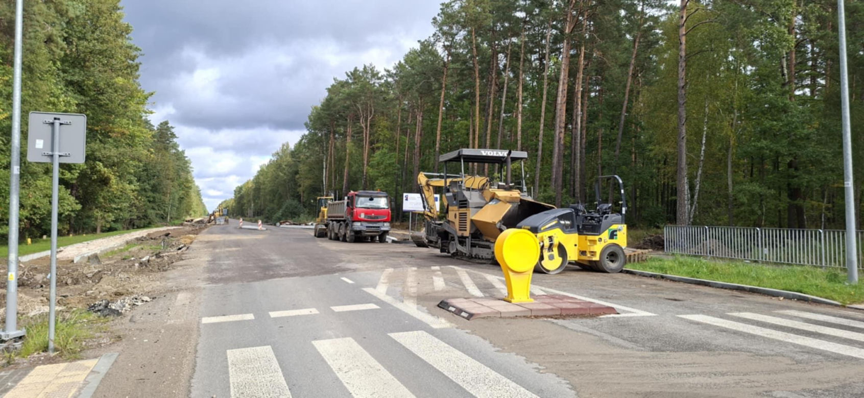 Remont drogi Tychów Stary - Starachowice (październik 2025)