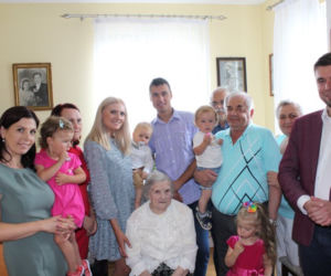 100 lat Pani Leokadii! Mieszkanka Nowodworc świętowała setne urodziny [ZDJĘCIA]