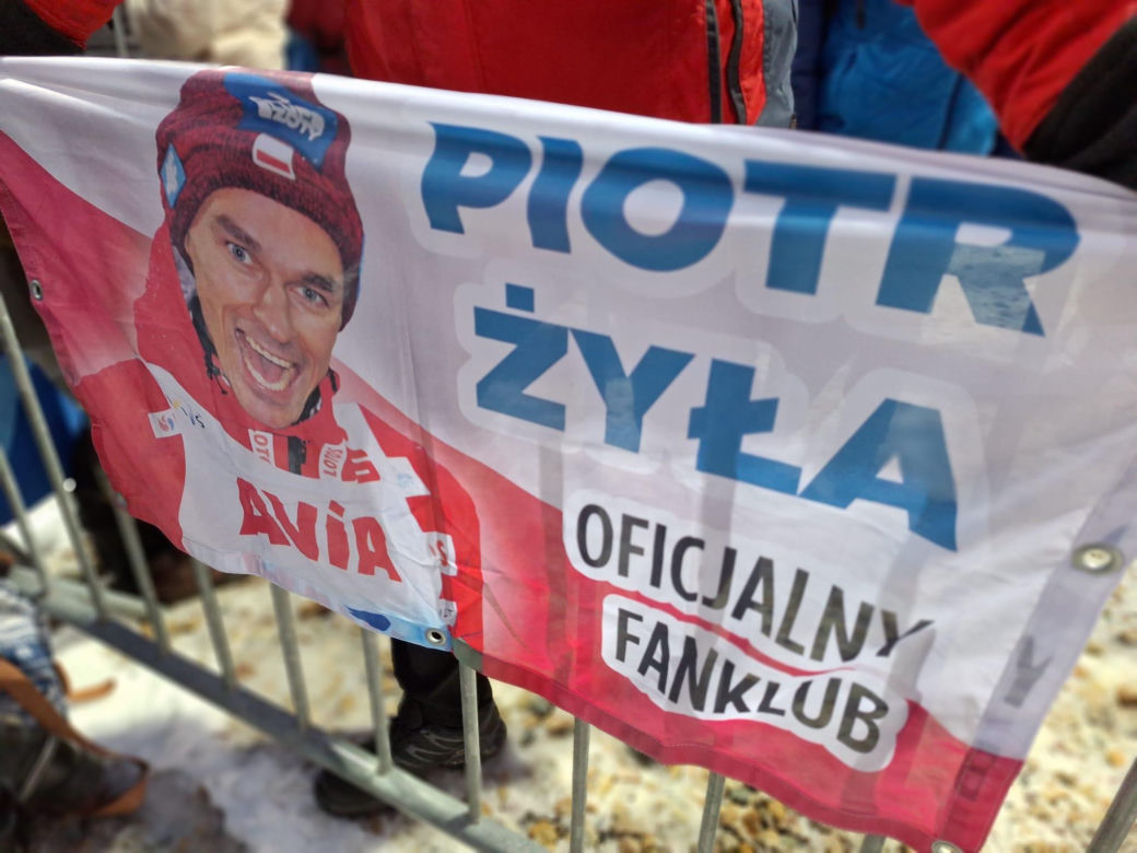 Kibice w czasie Pucharu Świata w Skokach Narciarskich w Wiśle ZDJĘCIA