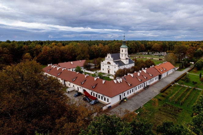 Pustelnia Złotego Lasu w Rytwianach