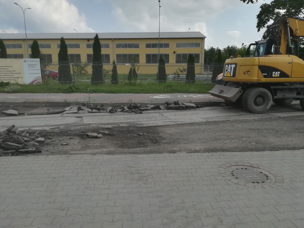 Zobacz, jak przebiega remont drugiego odcinka ul. Składowej w Siedlcach. Czy kierowcy stosują się do oznakowania?