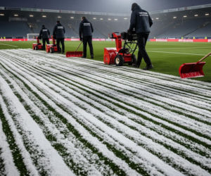 Ekstraklasa piłkarska zmaga się z zimą. Czy mrozy na stałe zmienią ligowy kalendarz?