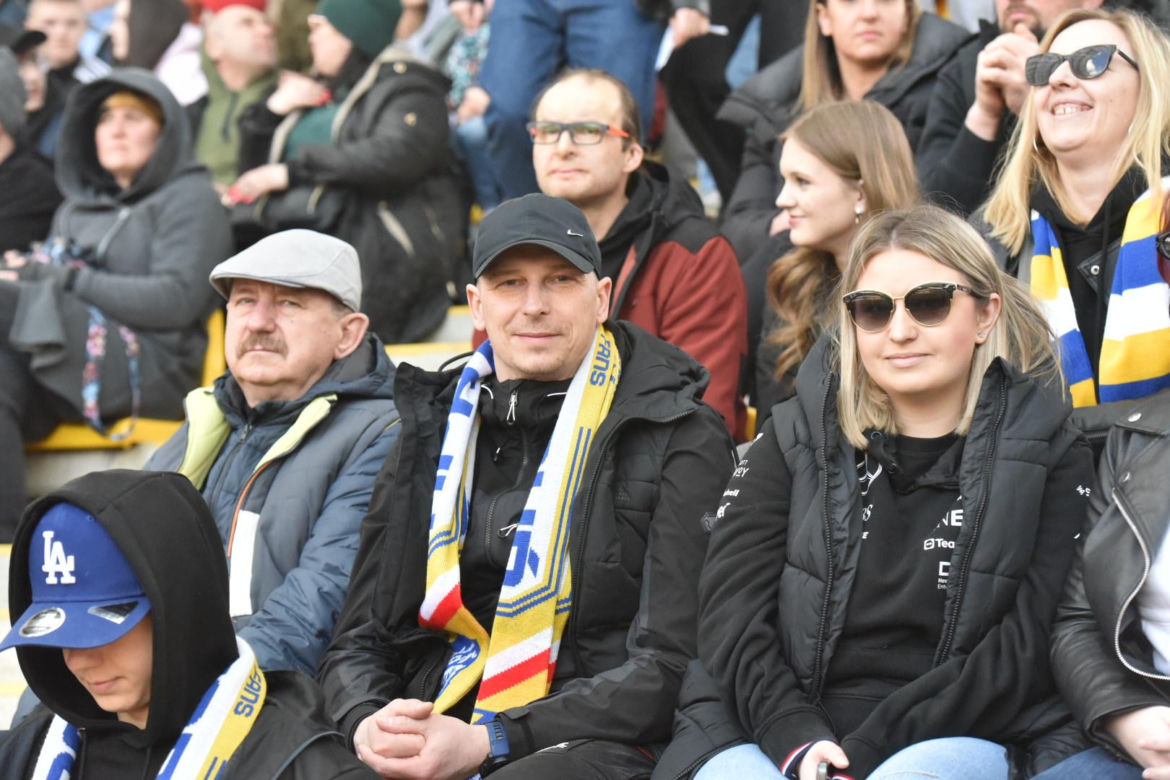 PRES Grupa Deweloperska Toruń - Stelmet Falubaz Zielona Góra, zdjęcia kibiców i zawodników ze sparingu na Motoarenie