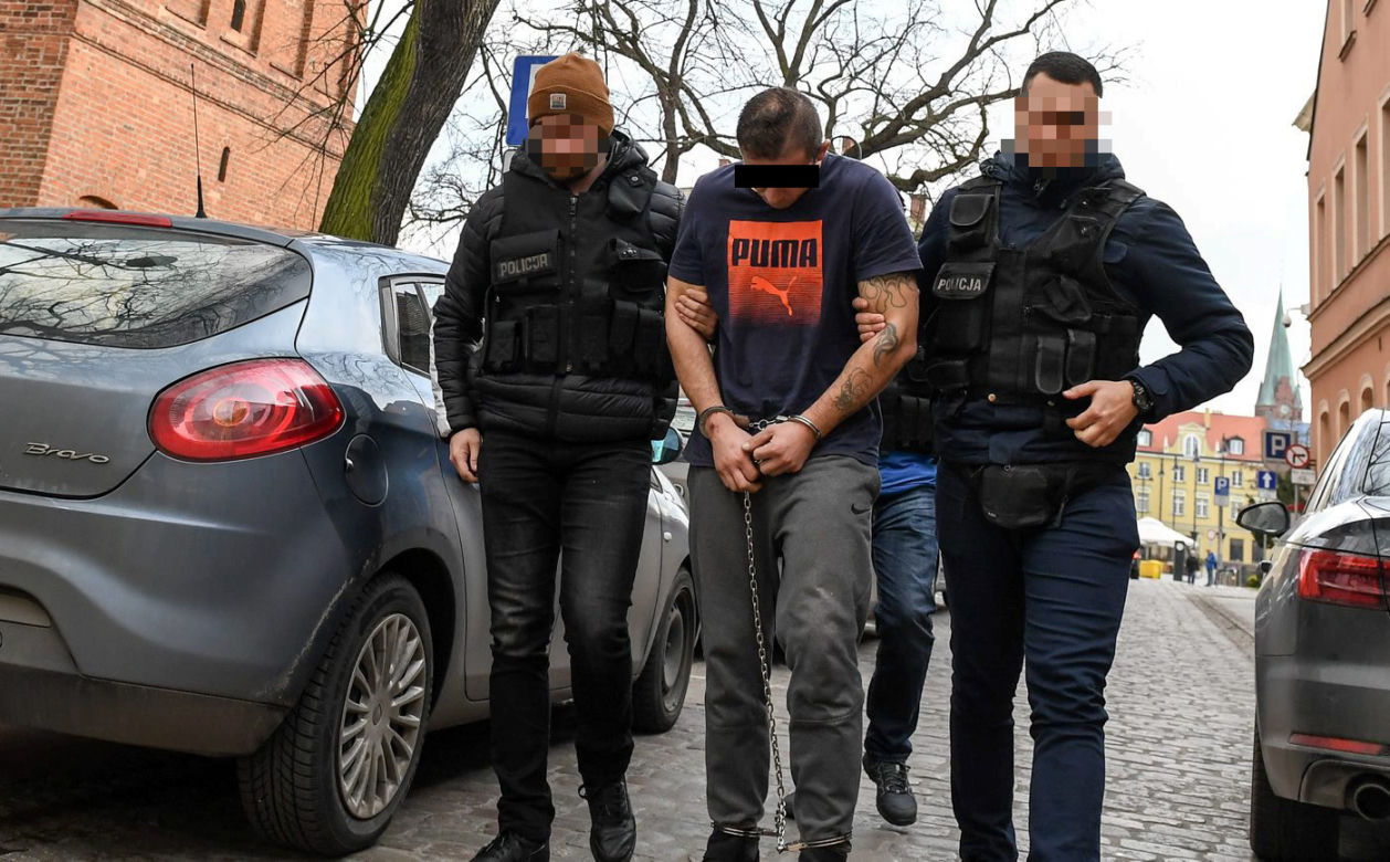 Kiedyś zabił, teraz tylko napada na sklepy i ucieka przed policją