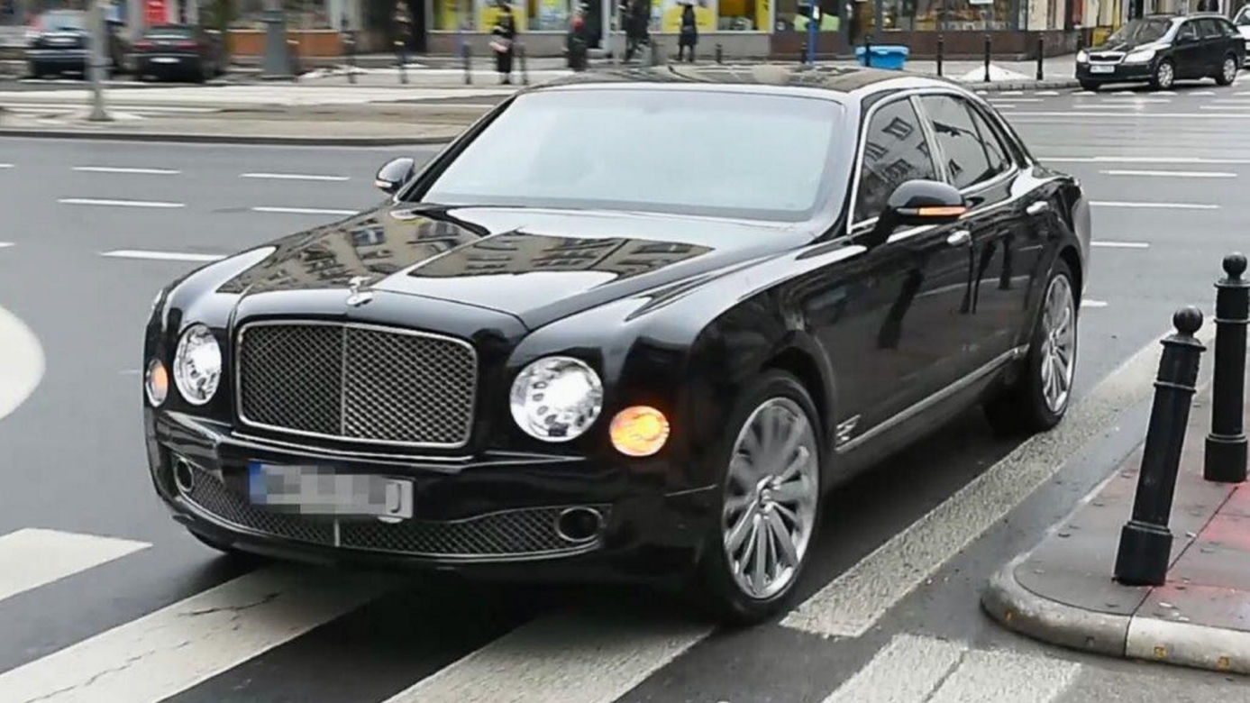 Joanna Przetakiewicz jezdzi Bentley z szoferem 