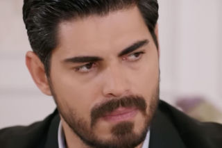 Panna młoda. Cihan cierpi, a Mukkander jest podejrzanie miła dla Hancer