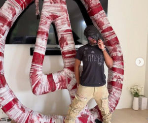 Kara śmierci dla znanej gwiazdy muzyki? Gotowy scenariusz na horror!