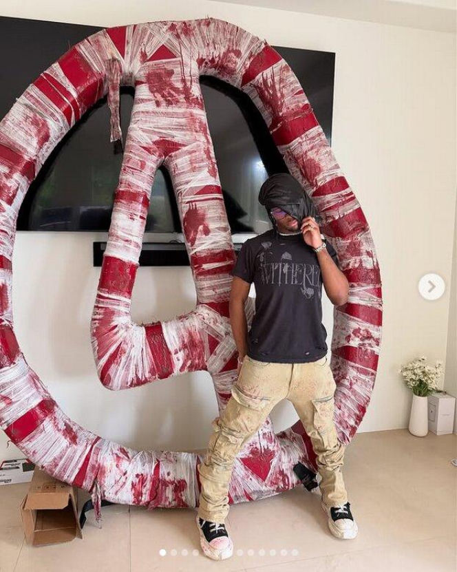 Kara śmierci dla znanej gwiazdy muzyki? Gotowy scenariusz na horror!