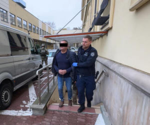 Ścigani przez międzynarodową policję zatrzymani w Warszawie. To nimi interesował się m.in. Interpol