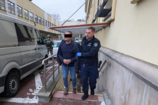 Ścigani przez międzynarodową policję zatrzymani w Warszawie. To nimi interesował się m.in. Interpol