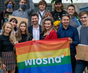 Katowice: Tłumy na proteście społeczności LGBT. Ludzie to nie ideologia! 