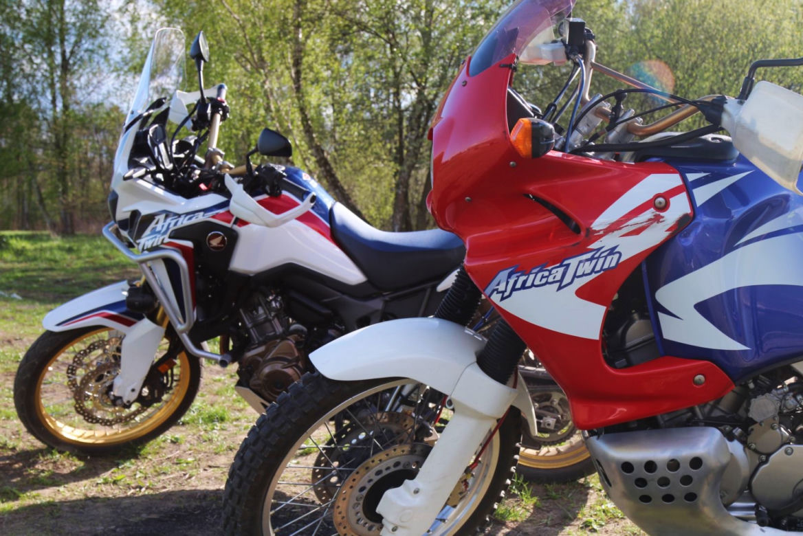 Honda Africa Twin CRF 1000 L DCT i Honda Africa Twin RD07 750