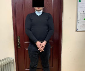 Napad na konwojenta pod Biedronką w Łodzi. Kolejne osoby zatrzymane przez policję. Ścigali ich nawet w Gruzji!