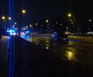  Ostrołęka: Wyhamował dopiero 10 metrów za pasami! Było już za późno! [ZDJĘCIA]