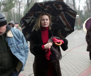 Pogrzeb Hanuszkiewicza. Grażyna Szapołowska