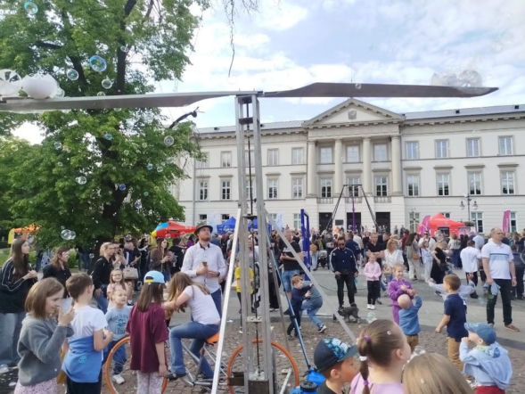 Kataryniarze, iuzjoniści i żywe rzeźby. W Radomiu odbył się Festiwal Artystów Ulicznych i Precyzji [FOTO]