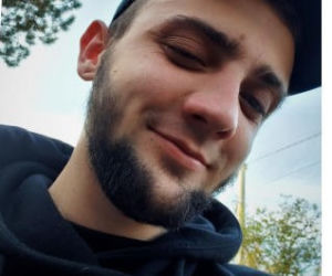 Sosnowiec: Igor stracił nogi i rękę. Dzięki ludziom dostał pierwsze protezy 