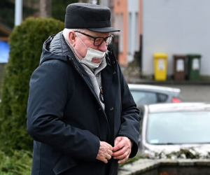Lech Wałęsa na niedzielnej mszy