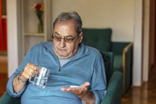 Leczenie zawału. Kiedy odstawić beta-blokery? Nowe wytyczne kardiologów