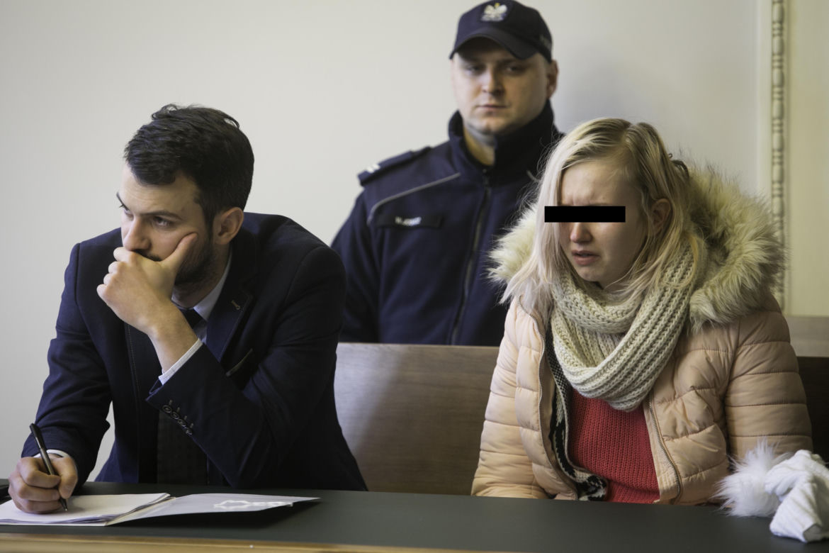 POMOGŁA KOCHANKOWI ZABIĆ SYNA.