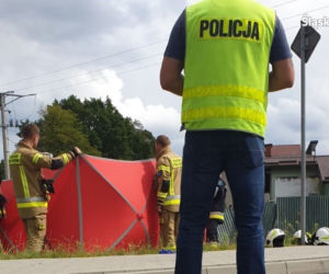 Śląsk: Makabryczna śmierć młodego motocyklisty. Na jezdni został tylko kask