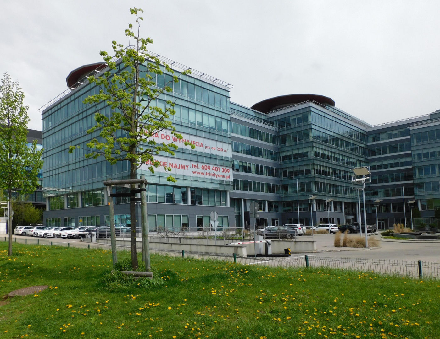 Biurowiec Trinity One przy Domaniewskiej 52 w Warszawie