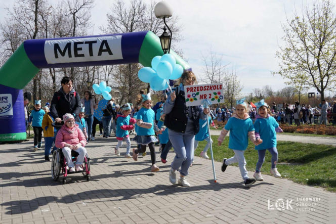 8. Niebieski Bieg Stowarzyszenia „Labirynt” w Łukowie - ZDJĘCIA cz. 1