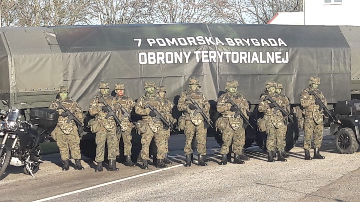 Słupsk. Mariusz Błaszczak na zaprzysiężeniu nowych Terytorialsów 